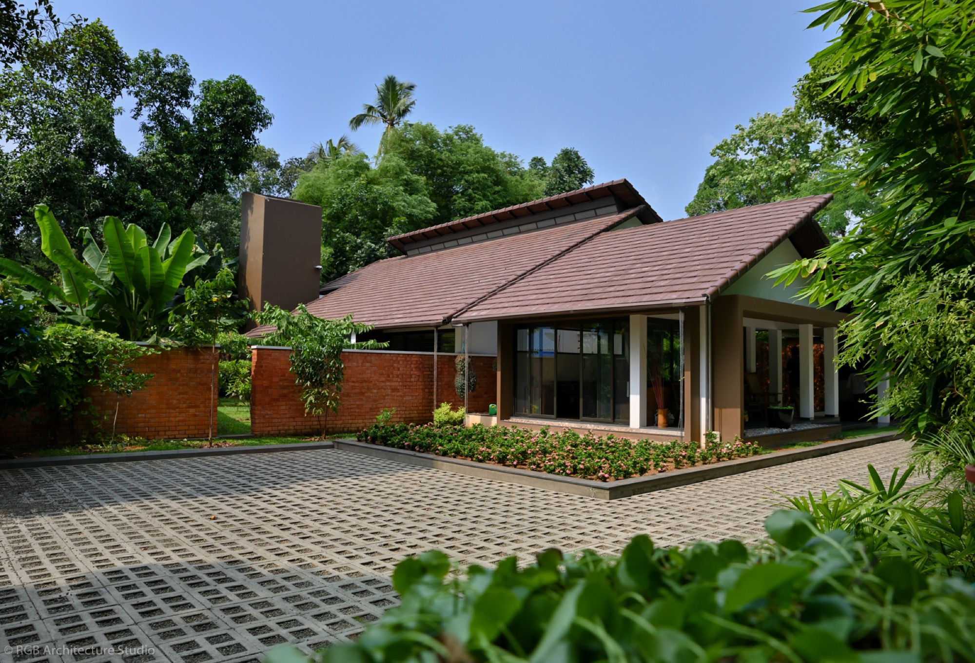 KORA House at Kochi Kerala by RGB Architecture Studio 